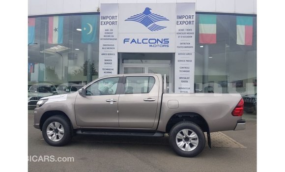 Buy Import Toyota Hilux Other Car in Import - Dubai in Region of Bouenza Buy Import Toyota Hilux Other Car in Import - Dubai in Region of Bouenza