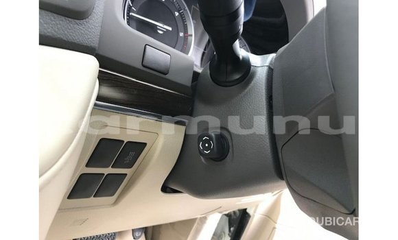 Buy Import Toyota Land Cruiser White Car in Import - Dubai in Region of Bouenza Buy Import Toyota Land Cruiser White Car in Import - Dubai in Region of Bouenza