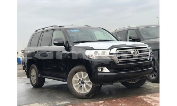 Acheter Import Voiture Toyota Land Cruiser Noir à Import - Dubai, Région de la Bouenza Acheter Import Voiture Toyota Land Cruiser Noir à Import - Dubai, Région de la Bouenza