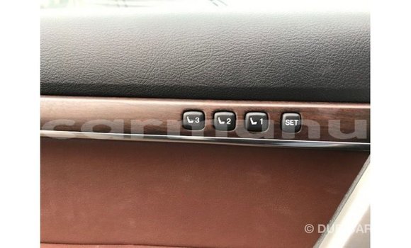 Acheter Import Voiture Toyota Land Cruiser Noir à Import - Dubai, Région de la Bouenza Acheter Import Voiture Toyota Land Cruiser Noir à Import - Dubai, Région de la Bouenza