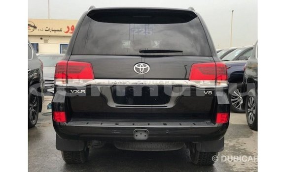 Acheter Import Voiture Toyota Land Cruiser Noir à Import - Dubai, Région de la Bouenza Acheter Import Voiture Toyota Land Cruiser Noir à Import - Dubai, Région de la Bouenza