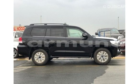 Acheter Import Voiture Toyota Land Cruiser Noir à Import - Dubai, Région de la Bouenza Acheter Import Voiture Toyota Land Cruiser Noir à Import - Dubai, Région de la Bouenza