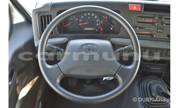 Acheter Import Voiture Toyota Coaster Blanc à Import - Dubai, Région de la Bouenza Acheter Import Voiture Toyota Coaster Blanc à Import - Dubai, Région de la Bouenza