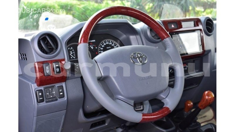 Big with watermark toyota land cruiser region of bouenza import dubai 3624