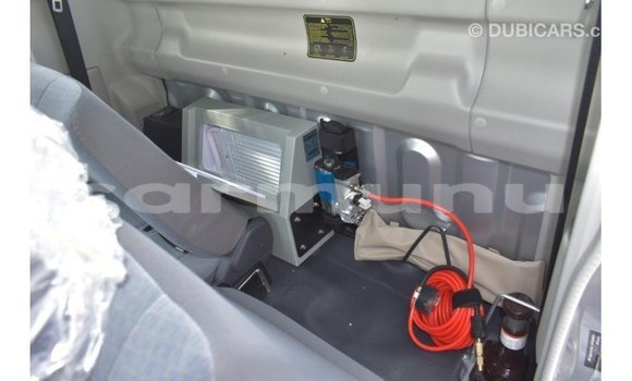 Acheter Import Voiture Toyota Land Cruiser Autre à Import - Dubai, Région de la Bouenza Acheter Import Voiture Toyota Land Cruiser Autre à Import - Dubai, Région de la Bouenza