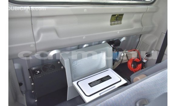 Acheter Import Voiture Toyota Land Cruiser Autre à Import - Dubai, Région de la Bouenza Acheter Import Voiture Toyota Land Cruiser Autre à Import - Dubai, Région de la Bouenza