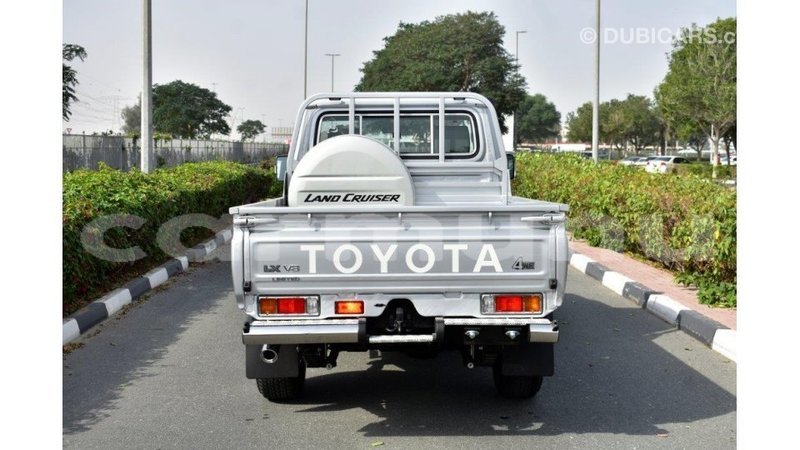 Big with watermark toyota land cruiser region of bouenza import dubai 3624