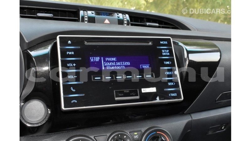 Big with watermark toyota hilux region de la bouenza import dubai 3626