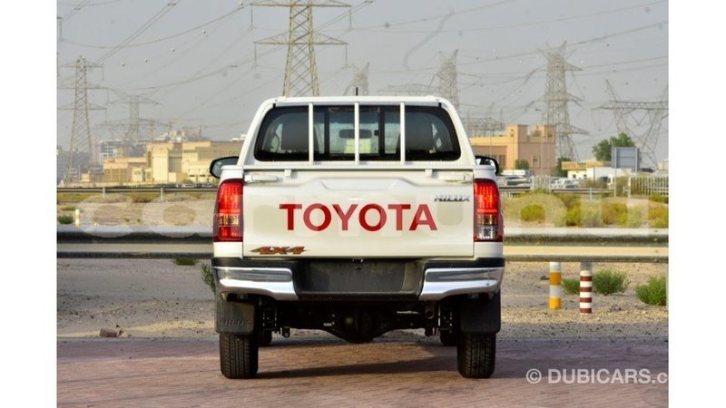 Big with watermark toyota hilux region de la bouenza import dubai 3626