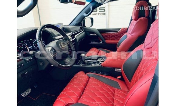 Acheter Import Voiture Lexus LX Noir à Import - Dubai, Région de la Bouenza Acheter Import Voiture Lexus LX Noir à Import - Dubai, Région de la Bouenza