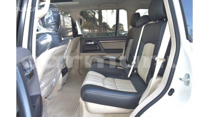 Big with watermark toyota land cruiser region of bouenza import dubai 3637