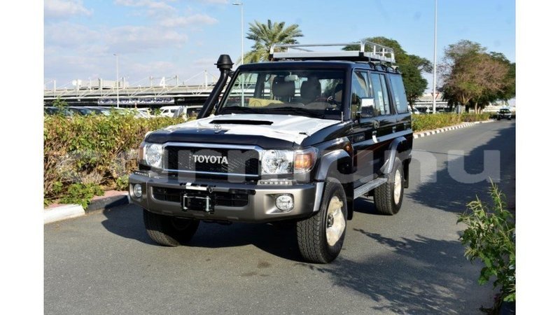 Big with watermark toyota land cruiser region of bouenza import dubai 3638