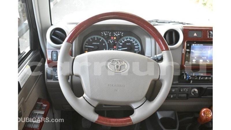 Big with watermark toyota land cruiser region of bouenza import dubai 3638