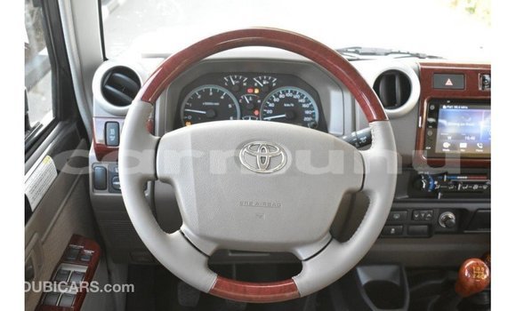 Acheter Import Voiture Toyota Land Cruiser Autre à Import - Dubai, Région de la Bouenza Acheter Import Voiture Toyota Land Cruiser Autre à Import - Dubai, Région de la Bouenza
