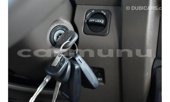 Acheter Import Voiture Toyota Land Cruiser Autre à Import - Dubai, Région de la Bouenza Acheter Import Voiture Toyota Land Cruiser Autre à Import - Dubai, Région de la Bouenza