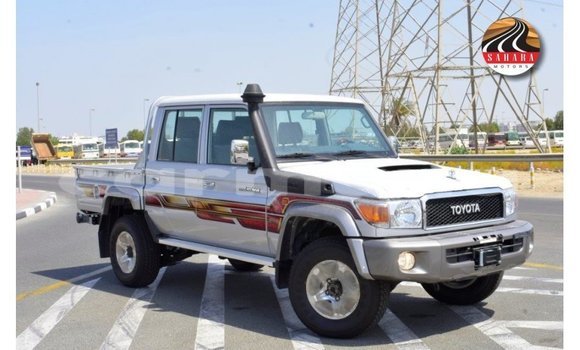 Acheter Import Voiture Toyota Land Cruiser Autre à Import - Dubai, Région de la Bouenza Acheter Import Voiture Toyota Land Cruiser Autre à Import - Dubai, Région de la Bouenza