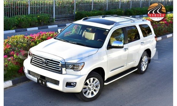 Acheter Import Voiture Toyota Sequoia Blanc à Import - Dubai, Région de la Bouenza Acheter Import Voiture Toyota Sequoia Blanc à Import - Dubai, Région de la Bouenza