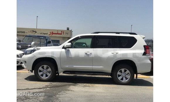 Buy Import Toyota Prado White Car in Import - Dubai in Region of Bouenza Buy Import Toyota Prado White Car in Import - Dubai in Region of Bouenza