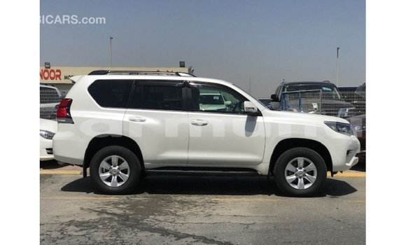 Acheter Import Voiture Toyota Prado Blanc à Import - Dubai, Région de la Bouenza Acheter Import Voiture Toyota Prado Blanc à Import - Dubai, Région de la Bouenza