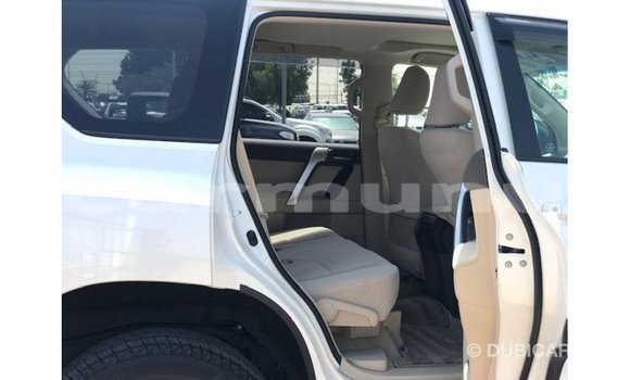 Acheter Import Voiture Toyota Prado Blanc à Import - Dubai, Région de la Bouenza Acheter Import Voiture Toyota Prado Blanc à Import - Dubai, Région de la Bouenza
