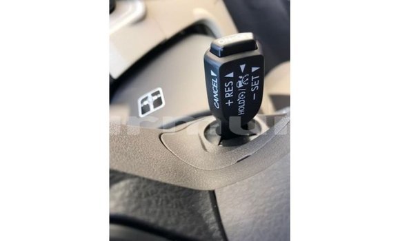 Acheter Import Voiture Toyota Prado Blanc à Import - Dubai, Région de la Bouenza Acheter Import Voiture Toyota Prado Blanc à Import - Dubai, Région de la Bouenza