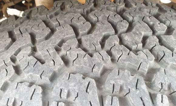 Acheter Occasion Voiture Toyota Land Cruiser Blanc à Brazzaville, Commune de Brazzaville Acheter Occasion Voiture Toyota Land Cruiser Blanc à Brazzaville, Commune de Brazzaville