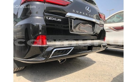 Acheter Import Voiture Lexus LX Noir à Import - Dubai, Région de la Bouenza Acheter Import Voiture Lexus LX Noir à Import - Dubai, Région de la Bouenza