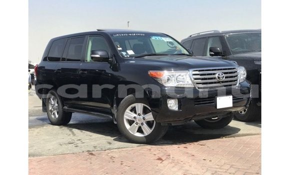 Acheter Import Voiture Toyota Land Cruiser Noir à Import - Dubai, Région de la Bouenza Acheter Import Voiture Toyota Land Cruiser Noir à Import - Dubai, Région de la Bouenza