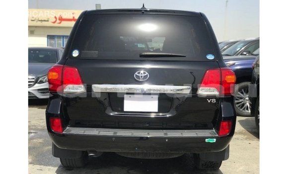 Acheter Import Voiture Toyota Land Cruiser Noir à Import - Dubai, Région de la Bouenza Acheter Import Voiture Toyota Land Cruiser Noir à Import - Dubai, Région de la Bouenza