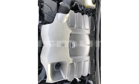 Acheter Import Voiture Toyota Land Cruiser Noir à Import - Dubai, Région de la Bouenza Acheter Import Voiture Toyota Land Cruiser Noir à Import - Dubai, Région de la Bouenza