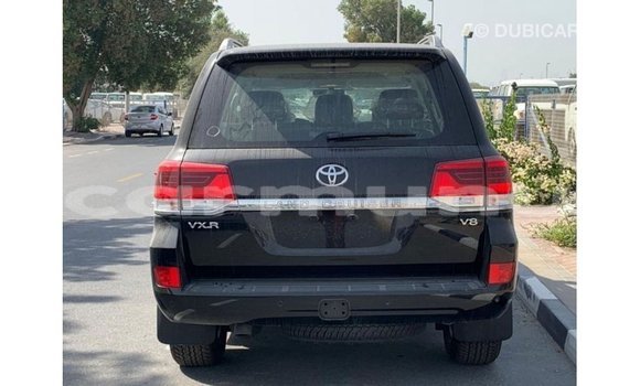 Buy Import Toyota Land Cruiser Black Car in Import - Dubai in Region of Bouenza Buy Import Toyota Land Cruiser Black Car in Import - Dubai in Region of Bouenza