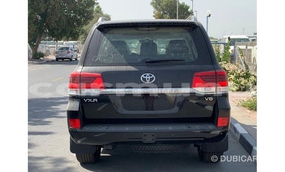 Buy Import Toyota Land Cruiser Black Car in Import - Dubai in Region of Bouenza Buy Import Toyota Land Cruiser Black Car in Import - Dubai in Region of Bouenza