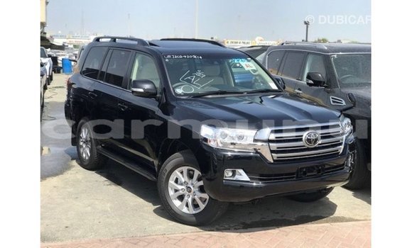 Buy Import Toyota Land Cruiser Black Car in Import - Dubai in Region of Bouenza Buy Import Toyota Land Cruiser Black Car in Import - Dubai in Region of Bouenza