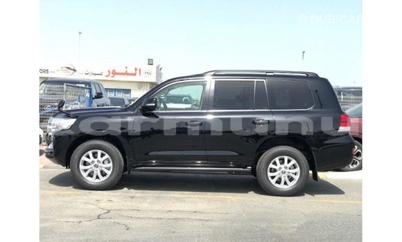 Buy Import Toyota Land Cruiser Black Car in Import - Dubai in Region of Bouenza Buy Import Toyota Land Cruiser Black Car in Import - Dubai in Region of Bouenza