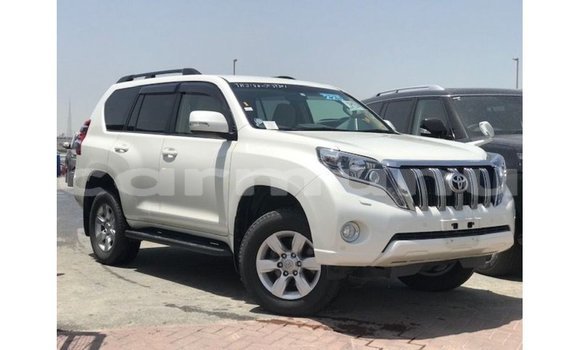 Acheter Import Voiture Toyota Prado Blanc à Import - Dubai, Région de la Bouenza Acheter Import Voiture Toyota Prado Blanc à Import - Dubai, Région de la Bouenza