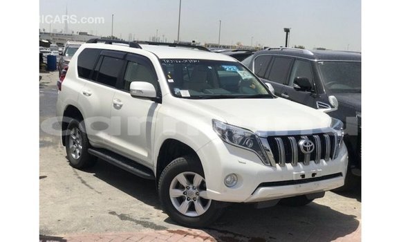 Acheter Import Voiture Toyota Prado Blanc à Import - Dubai, Région de la Bouenza Acheter Import Voiture Toyota Prado Blanc à Import - Dubai, Région de la Bouenza