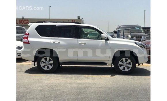 Acheter Import Voiture Toyota Prado Blanc à Import - Dubai, Région de la Bouenza Acheter Import Voiture Toyota Prado Blanc à Import - Dubai, Région de la Bouenza