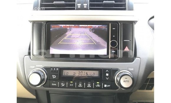 Acheter Import Voiture Toyota Prado Blanc à Import - Dubai, Région de la Bouenza Acheter Import Voiture Toyota Prado Blanc à Import - Dubai, Région de la Bouenza