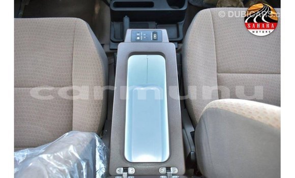 Acheter Import Voiture Toyota Land Cruiser Autre à Import - Dubai, Région de la Bouenza Acheter Import Voiture Toyota Land Cruiser Autre à Import - Dubai, Région de la Bouenza