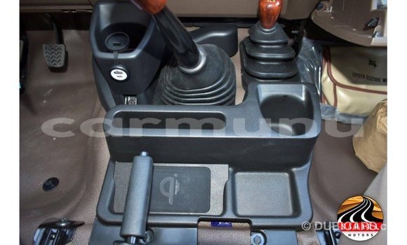Acheter Import Voiture Toyota Land Cruiser Autre à Import - Dubai, Région de la Bouenza Acheter Import Voiture Toyota Land Cruiser Autre à Import - Dubai, Région de la Bouenza