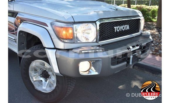 Acheter Import Voiture Toyota Land Cruiser Autre à Import - Dubai, Région de la Bouenza Acheter Import Voiture Toyota Land Cruiser Autre à Import - Dubai, Région de la Bouenza