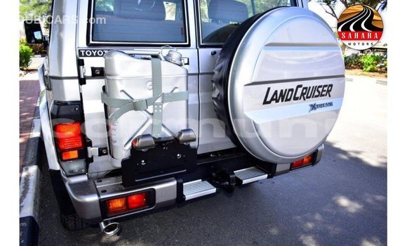 Acheter Import Voiture Toyota Land Cruiser Autre à Import - Dubai, Région de la Bouenza Acheter Import Voiture Toyota Land Cruiser Autre à Import - Dubai, Région de la Bouenza