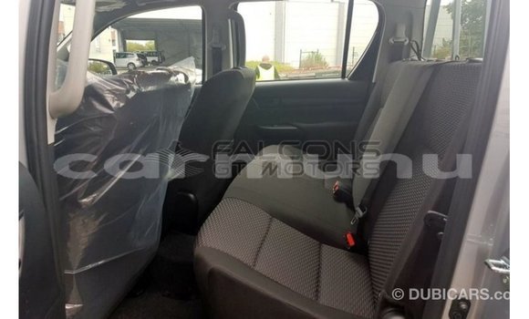 Acheter Import Voiture Toyota Hilux Marron à Import - Dubai, Région de la Bouenza Acheter Import Voiture Toyota Hilux Marron à Import - Dubai, Région de la Bouenza