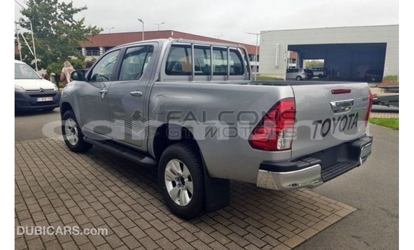 Acheter Import Voiture Toyota Hilux Marron à Import - Dubai, Région de la Bouenza Acheter Import Voiture Toyota Hilux Marron à Import - Dubai, Région de la Bouenza