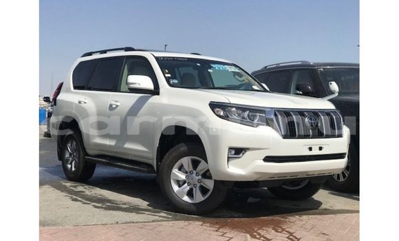 Acheter Import Voiture Toyota Prado Blanc à Import - Dubai, Région de la Bouenza Acheter Import Voiture Toyota Prado Blanc à Import - Dubai, Région de la Bouenza