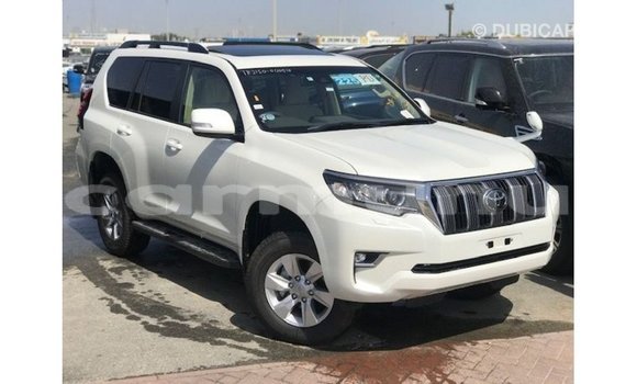 Acheter Import Voiture Toyota Prado Blanc à Import - Dubai, Région de la Bouenza Acheter Import Voiture Toyota Prado Blanc à Import - Dubai, Région de la Bouenza