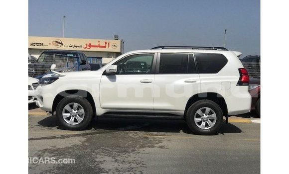 Acheter Import Voiture Toyota Prado Blanc à Import - Dubai, Région de la Bouenza Acheter Import Voiture Toyota Prado Blanc à Import - Dubai, Région de la Bouenza
