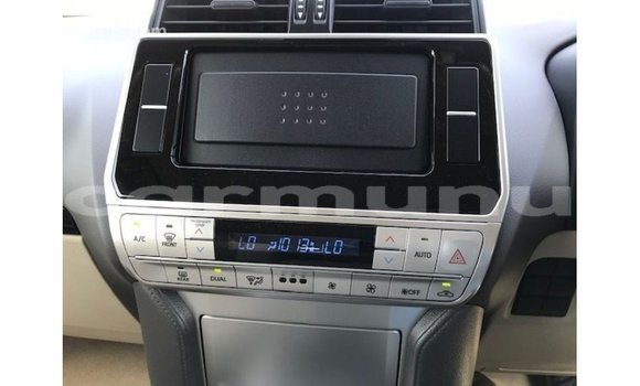 Acheter Import Voiture Toyota Prado Blanc à Import - Dubai, Région de la Bouenza Acheter Import Voiture Toyota Prado Blanc à Import - Dubai, Région de la Bouenza