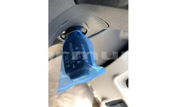 Acheter Import Voiture Toyota Prado Blanc à Import - Dubai, Région de la Bouenza Acheter Import Voiture Toyota Prado Blanc à Import - Dubai, Région de la Bouenza