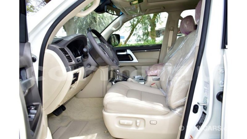 Big with watermark toyota land cruiser region of bouenza import dubai 3678
